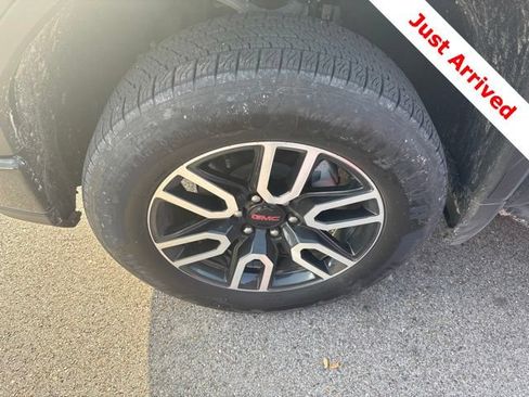 Used 2024 GMC Sierra 1500 AT4 AWD/4WD image 19