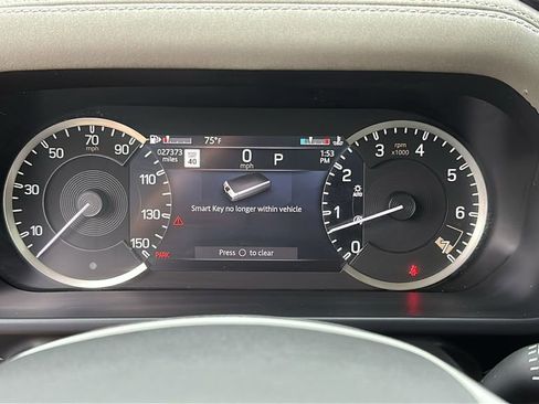 Certified 2023 Land Rover Defender 110 SE image 16