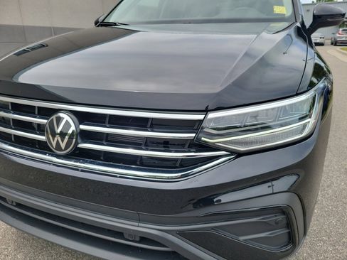 Certified 2024 Volkswagen Tiguan S FWD image 30