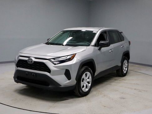 Used 2024 Toyota RAV4 LE image 6