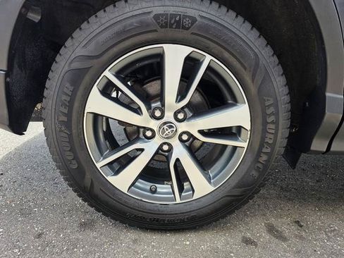 Used 2016 Toyota RAV4 XLE w/ Convenience Package AWD/4WD image 26