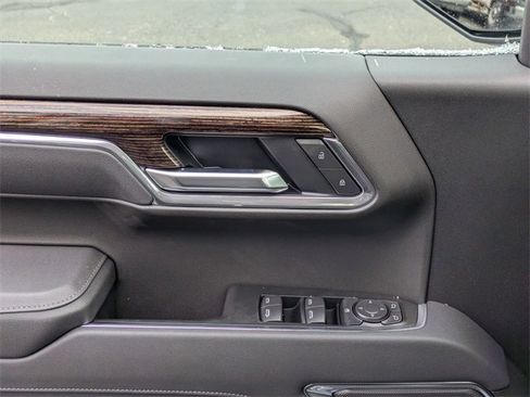 New 2026 GMC Sierra 1500 Elevation image 12