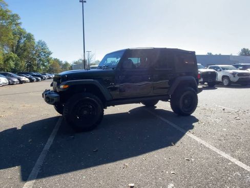 Used 2022 Jeep Wrangler Unlimited Sport image 7