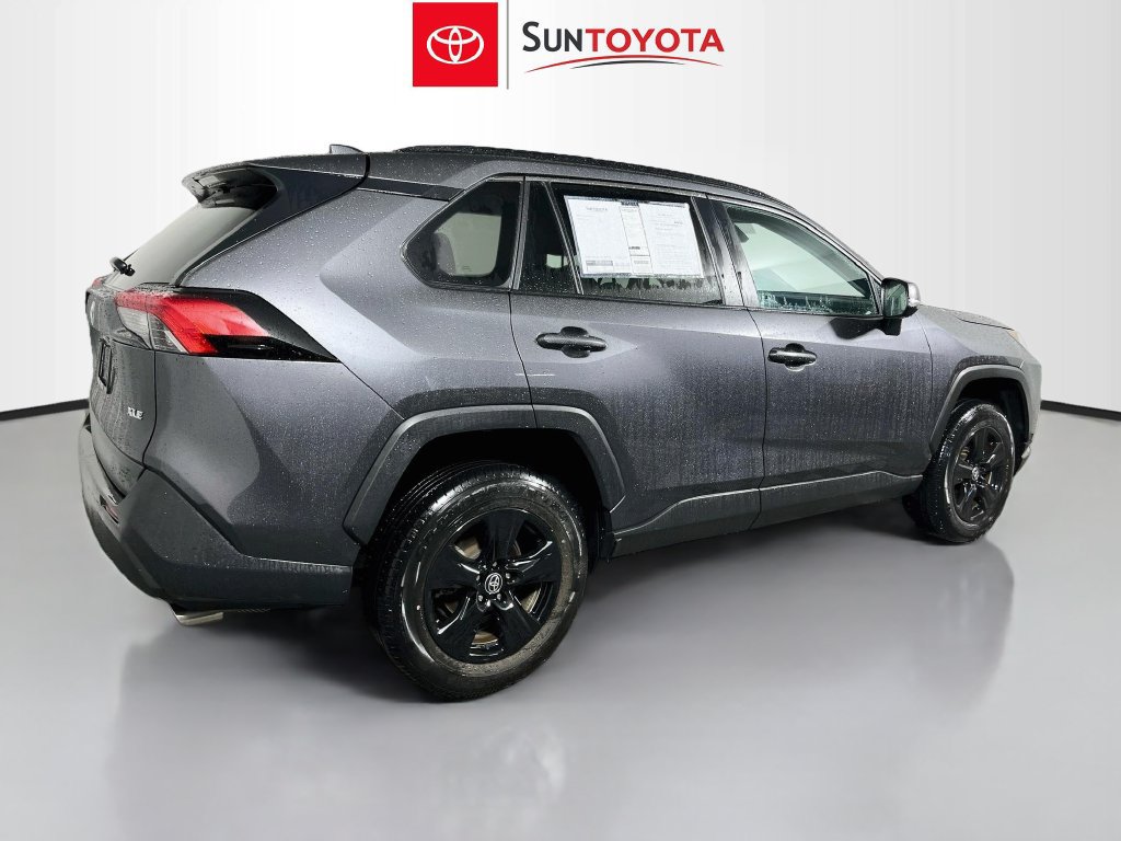 Used 2025 Toyota RAV4 XLE FWD image 4