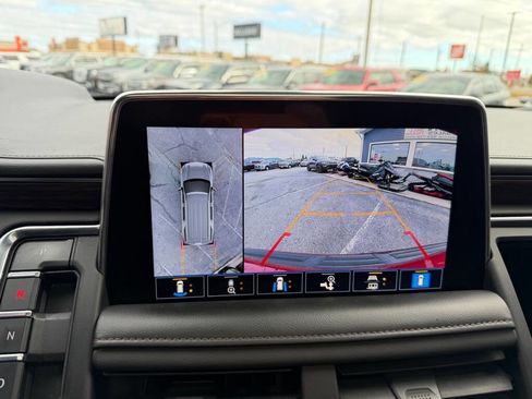 Used 2021 Chevrolet Suburban High Country image 24