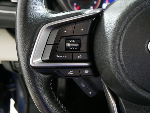 Used 2022 Subaru Ascent Premium w/ Convenience Package image 27