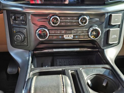 Used 2023 Ford F150 Lariat w/ Equipment Group 502A High AWD/4WD image 18