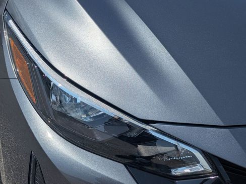 New 2025 Nissan Sentra S image 9