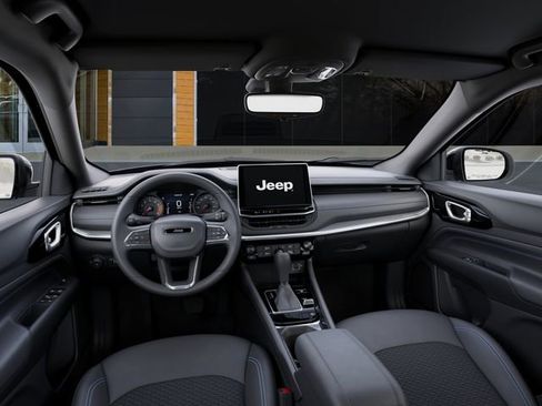 New 2026 Jeep Compass Latitude image 14
