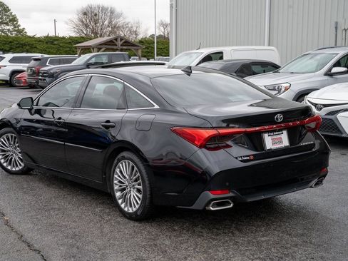 Used 2021 Toyota Avalon Limited w/ Advanced Safety Package image 3