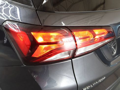 Used 2022 Chevrolet Equinox LT AWD/4WD image 30