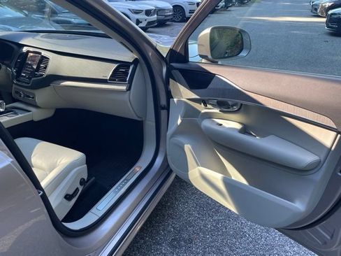 Certified 2024 Volvo XC90 B6 Plus w/ Protection Package AWD/4WD image 14