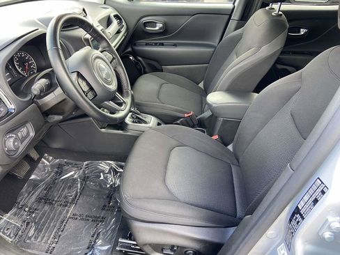 Used 2020 Jeep Renegade Altitude image 10