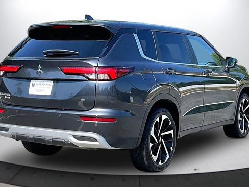 Used 2024 Mitsubishi Outlander SE FWD image 9