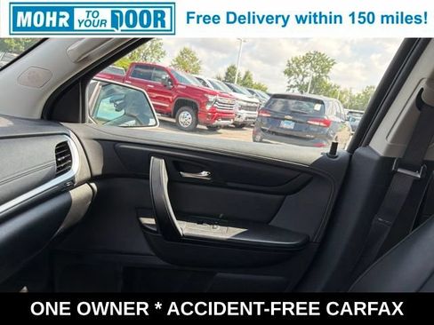 Used 2017 Chevrolet Traverse LT FWD image 26