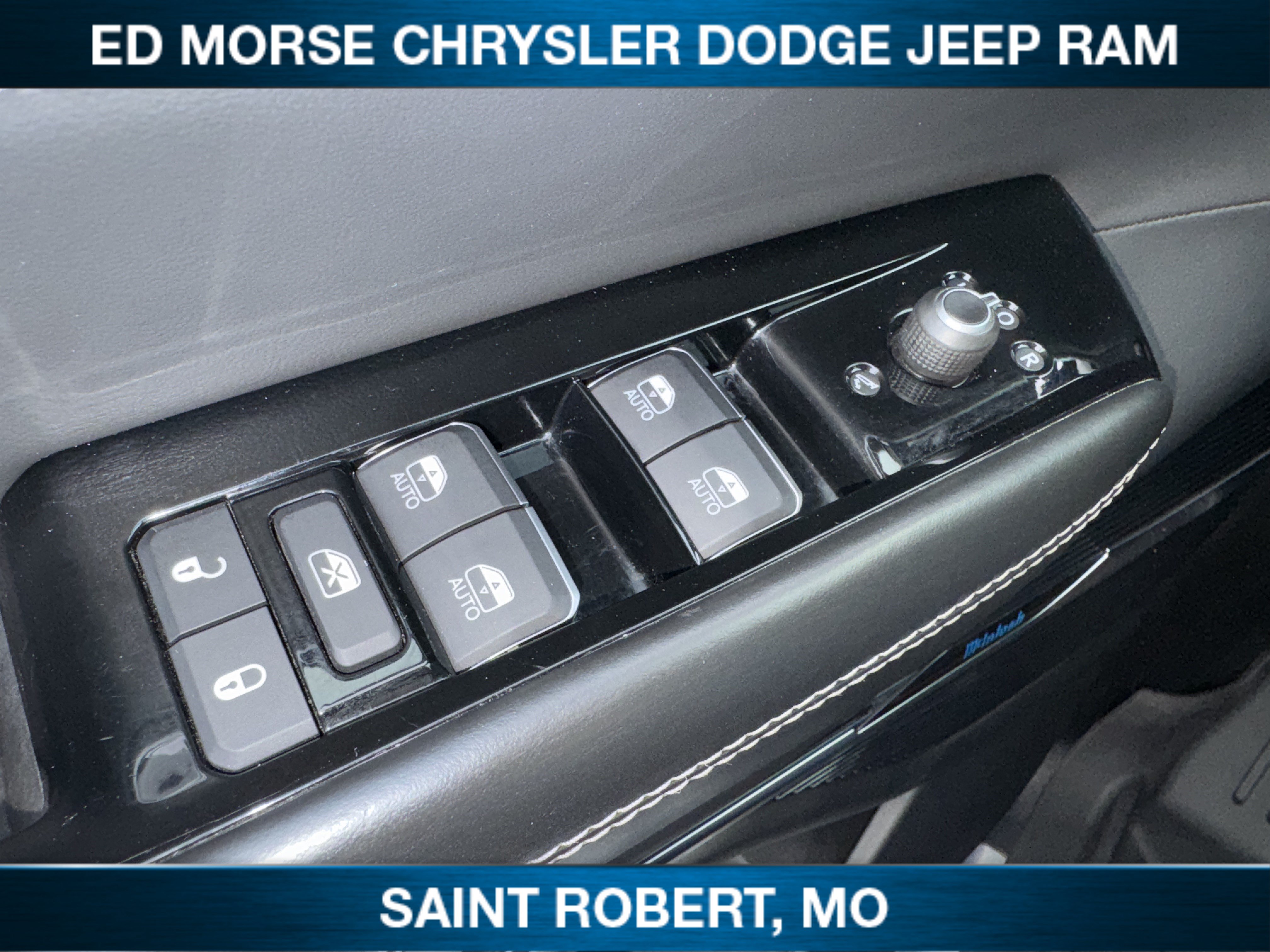 Used 2023 Jeep Grand Wagoneer L Series II AWD/4WD image 21