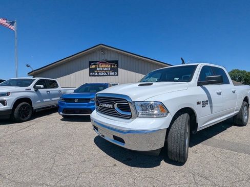 Used 2021 RAM 1500 Classic SLT RWD image 2