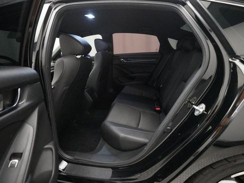 Used 2019 Honda Accord Sport image 15