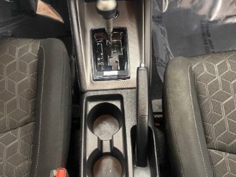 Used 2024 Mitsubishi Outlander Sport ES AWD/4WD image 18