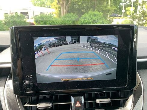 Used 2025 Toyota Corolla LE image 22