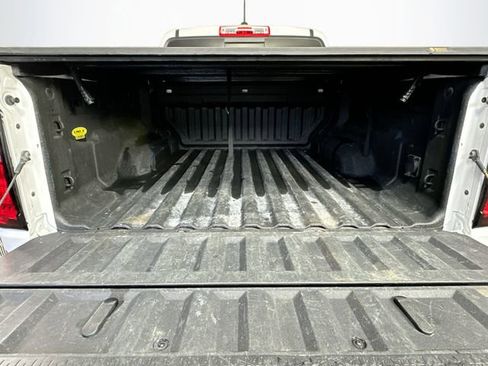 Used 2023 GMC Canyon Elevation w/ Convenience Package AWD/4WD image 31