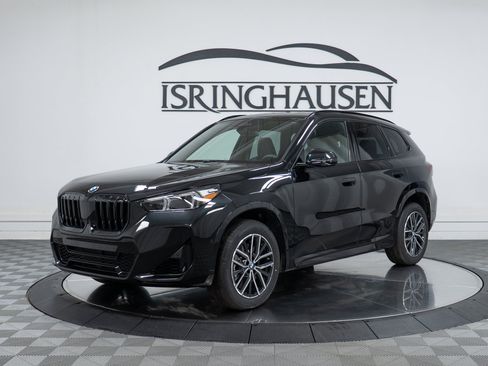 Used 2026 BMW X1 xDrive28i w/ M Sport Package AWD/4WD image 1