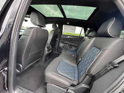 New 2026 Volkswagen Atlas Cross Sport SEL Premium R-Line AWD/4WD image 16