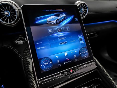 Used 2024 Mercedes-Benz SL 43 AMG image 80