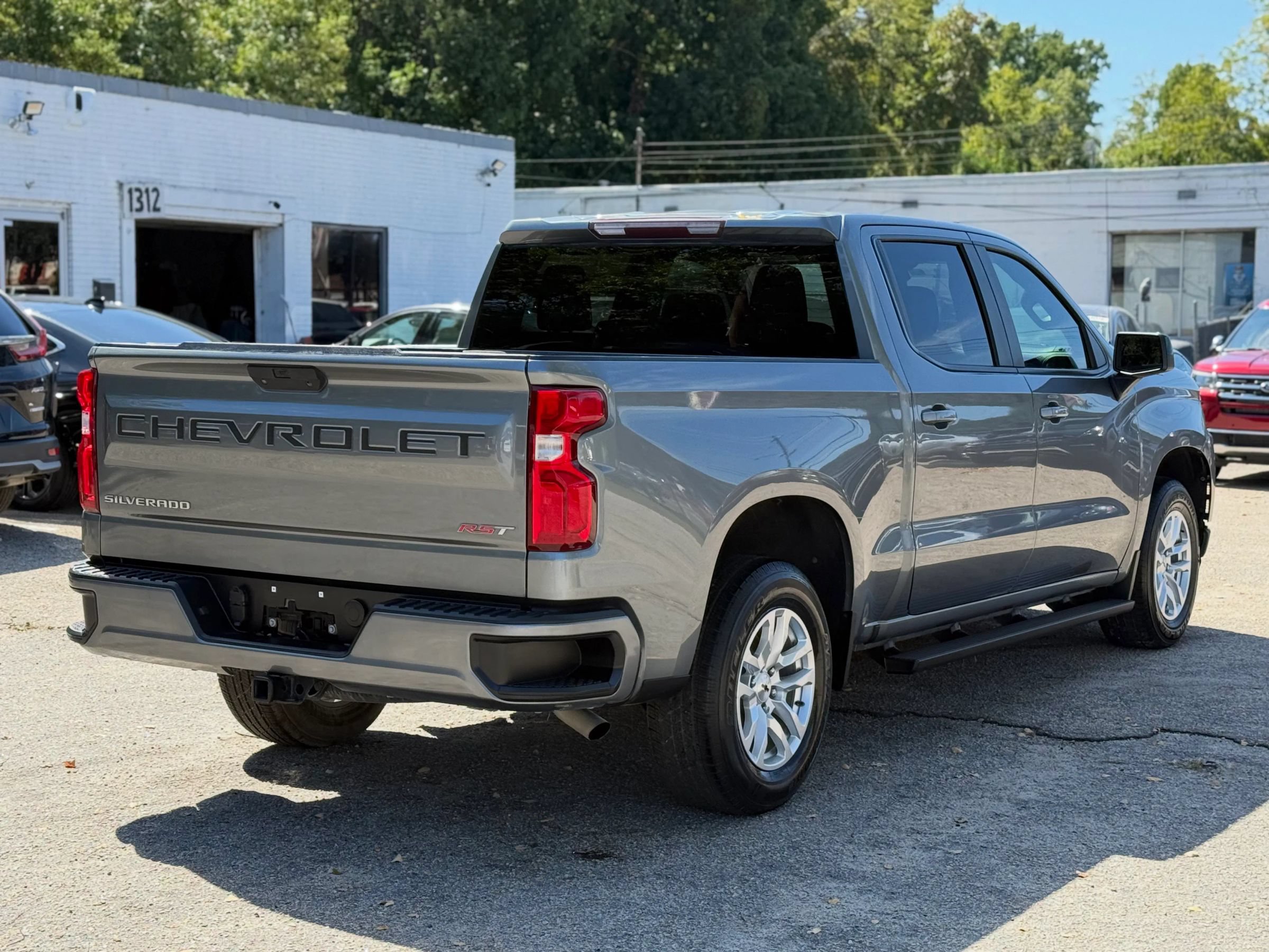 Used 2021 Chevrolet Silverado 1500 RST w/ Bed Protection Package RWD image 5