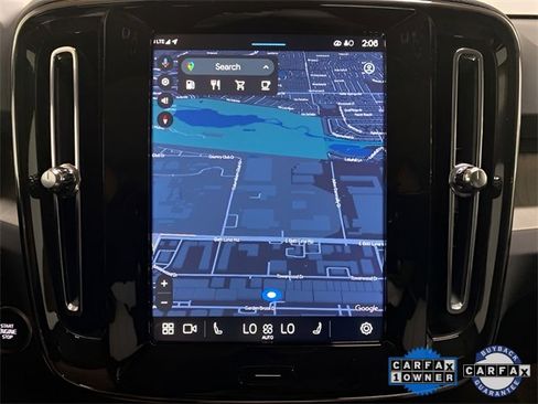 Used 2025 Volvo XC40 B5 Plus image 47