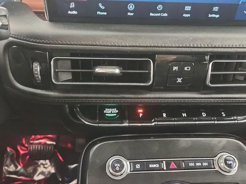 Used 2022 Lincoln Nautilus Reserve w/ Luxury Package image 22