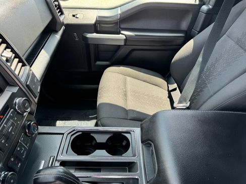 Used 2018 Ford F150 XLT w/ Equipment Group 302A Luxury AWD/4WD image 11