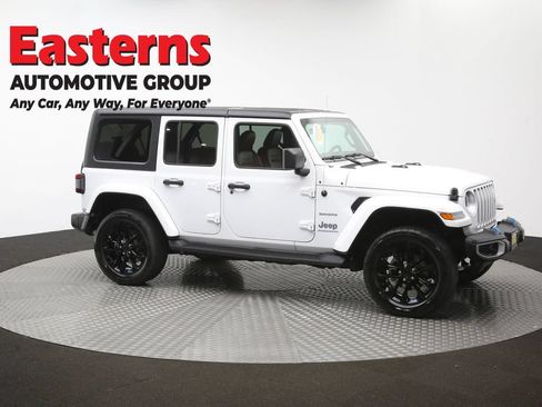 Used 2023 Jeep Wrangler Unlimited Sahara w/ Dual Top Group AWD/4WD image 49