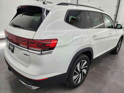 Used 2025 Volkswagen Atlas SE image 5