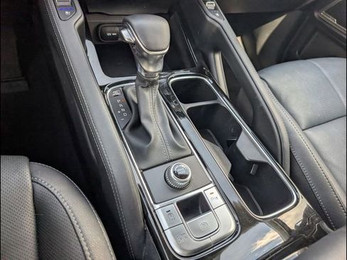 Certified 2023 Kia Telluride EX w/ EX Captain's Chair Package FWD image 15