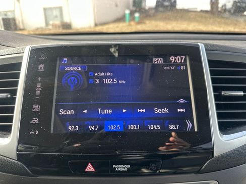 Used 2018 Honda Pilot EX-L image 16