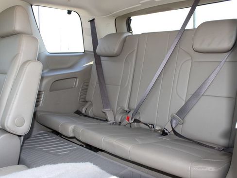 Used 2019 GMC Yukon SLT RWD image 14