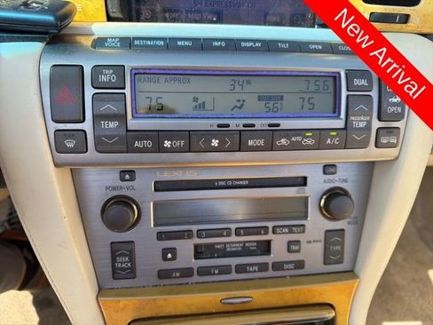 Used 2005 Lexus SC 430 Convertible image 17