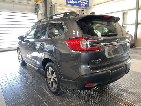Used 2024 Subaru Ascent Premium w/ Convenience Package image 17