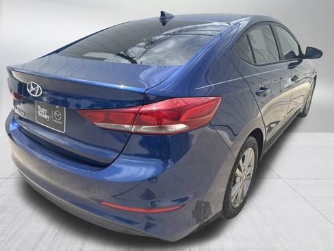Used 2017 Hyundai Elantra SE FWD image 8