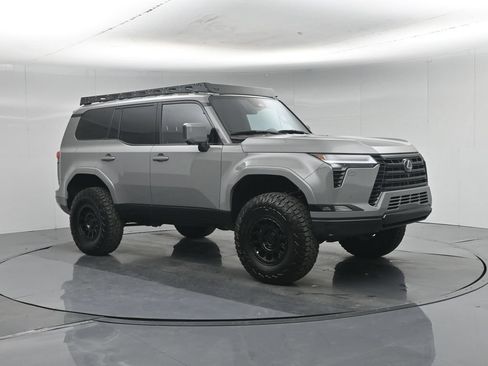 Used 2025 Lexus GX 550 AWD/4WD image 24