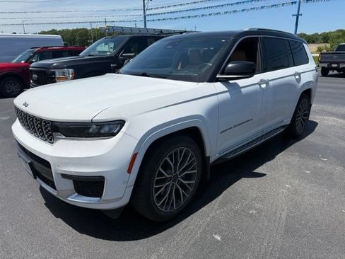 Used 2022 Jeep Grand Cherokee L Summit AWD/4WD image 3
