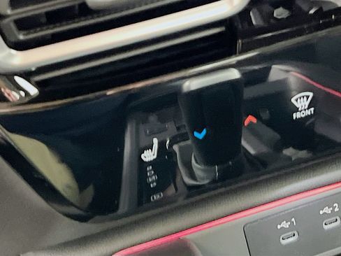 New 2026 Nissan Sentra SV w/ SV Convenience Package FWD image 17