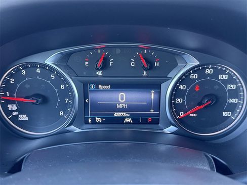 Used 2024 GMC Terrain SLE image 38