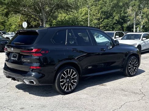 Used 2024 BMW X5 sDrive40i w/ M Sport Package RWD image 3