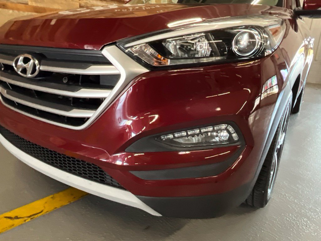 Used 2017 Hyundai Tucson Sport w/ Cargo Package AWD/4WD image 9