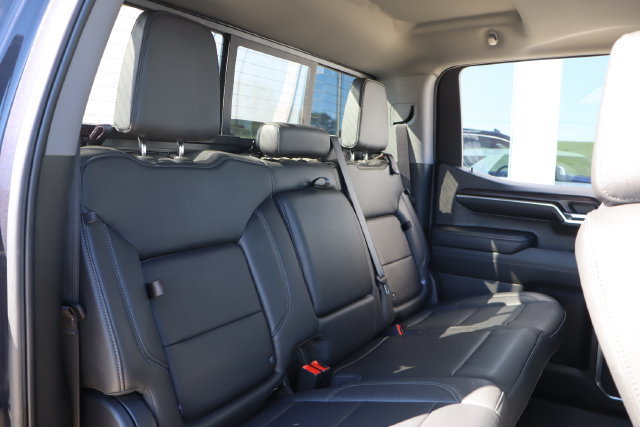 Used 2024 GMC Sierra 1500 SLT w/ SLT Premium Plus Package AWD/4WD image 38