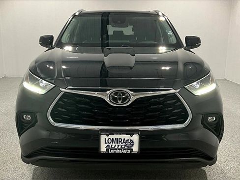 Used 2020 Toyota Highlander Limited image 2