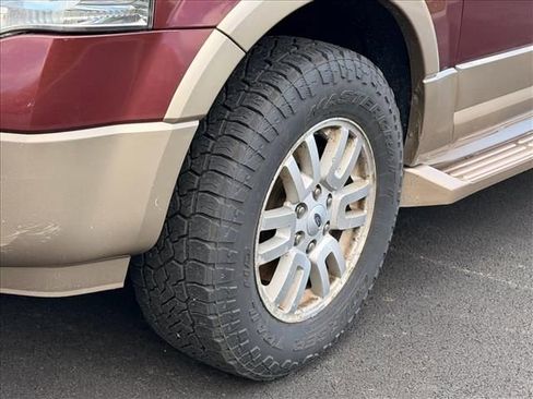 Used 2012 Ford Expedition XLT AWD/4WD image 27