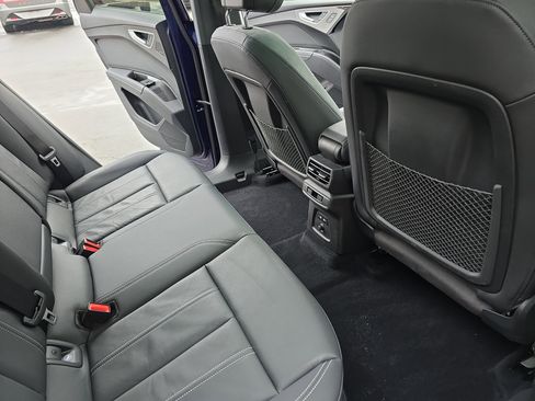 Used 2023 Audi Q4 e-tron Premium Plus w/ Premium Plus image 11